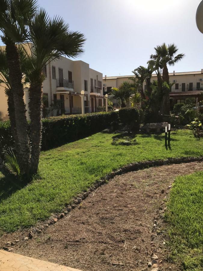 Sicily Home Casa Vacanze Con Piscina サン・ヴィート・ロ・カーポ エクステリア 写真